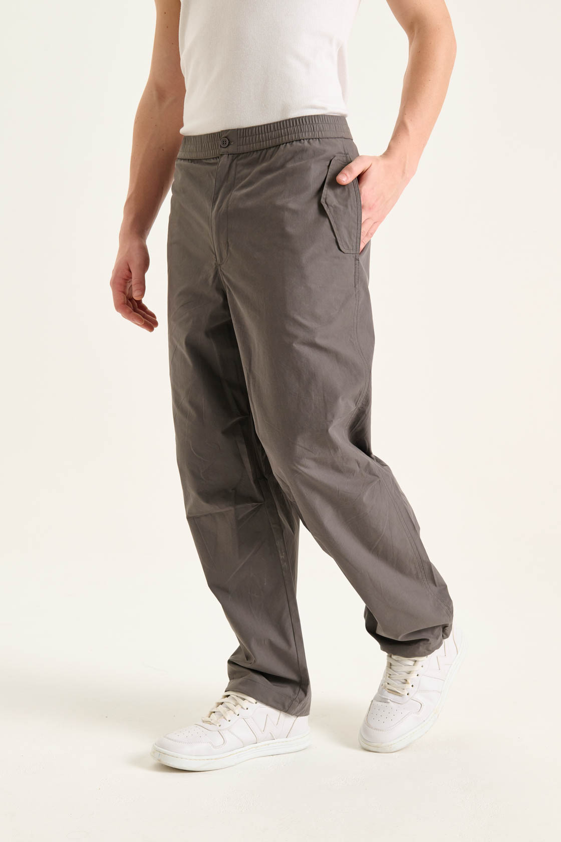 Parachute Pants Theo