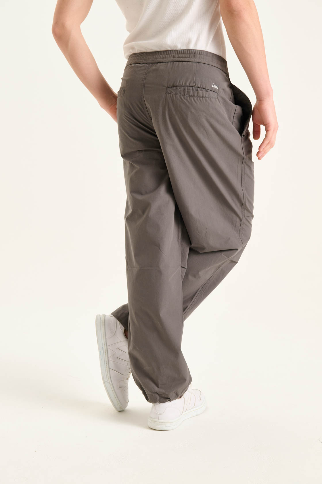Parachute Pants Theo
